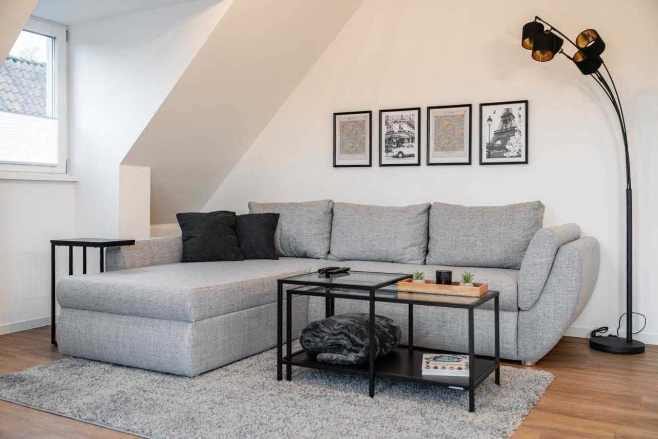 Penthouse Am Marschweg Apartment Олденбург Екстериор снимка